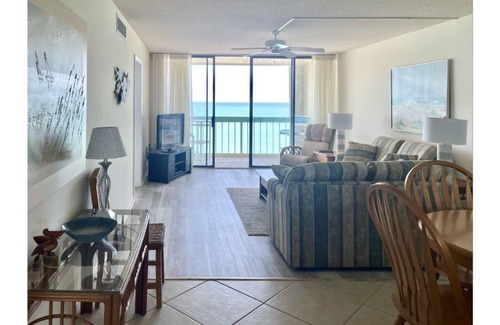 Hutchinson Island South Apartment | Oceanfront!