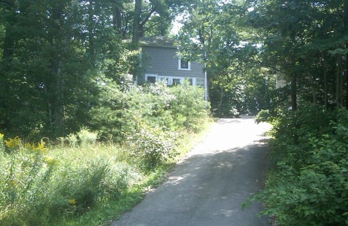 West Bath Cottage | Oceanfront Victorian Cottage (pet friendly)3 beds, 2bath, deck, shared dock