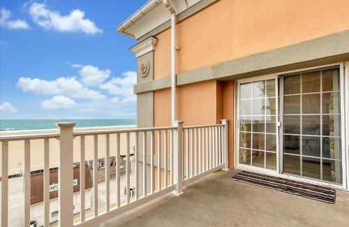 Ocean City Apartment | Oceanfront Villa 4(109) Boardwalk Oceanfront