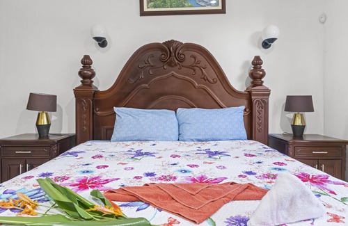Los Pargos Villa | Oceanfront Villa*B at Playa Negra