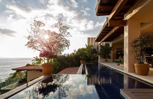 Ixtapa Apartment | Oceanfront with private infinity pool at Finestre Gated Community (24/7 security)