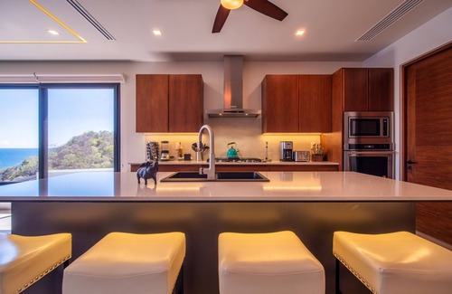 Santa Maria Huatulco Condo | Oceanfront with private rooftop terrace & amenities