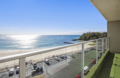 Forster Apartment | Oceanic 29: 2 BR, 1 BA Apartment in Forster, Sleeps 4