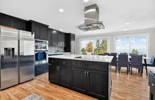 Federal Way House | Oceanline 180° home