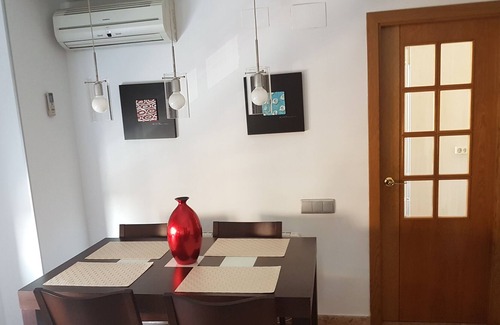 Aiora Condo | Oceanographic, Cabañal neighborhood, Malvarrosa beach and Science Museum.