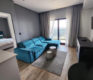 Umhlanga Apartment | Oceans Apartments Balcony Suites in the Radisson Blu Hotel Building Tower, Durban Umhlanga