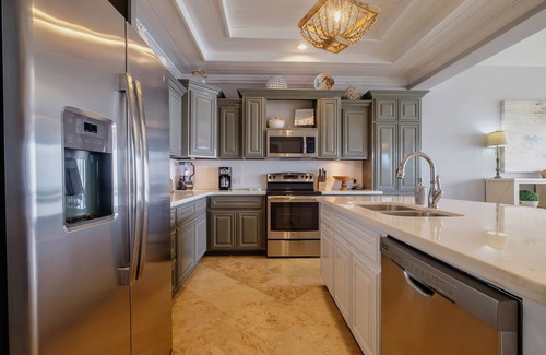 Boca Ciega Condo | Ocean’s Edge 2B – Second-Floor Beachfront Condo with Caribbean Views