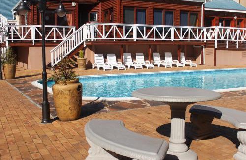 Mossel Bay Hotel | Oceans Hotel & Self Catering