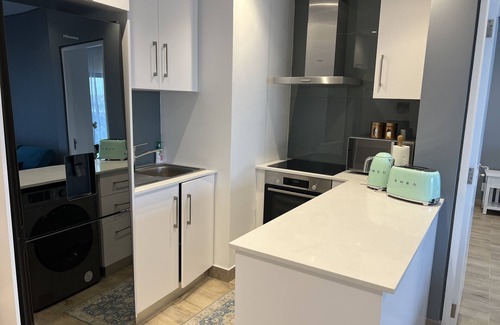 Umhlanga Apartment | Oceans luxury Apartments with uncapped wifi & seaviews