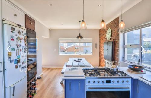 Betty's Bay Apartment | OceansCrest Seaview Apartment