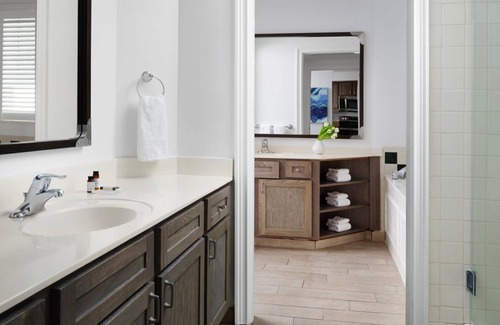 Palm Beach Shores Resort | Oceanside 1BR Villa Marriott's Ocean Pointe Beach Access w/Full Access Resort