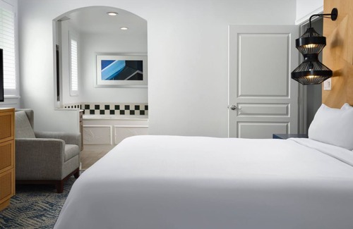 Palm Beach Shores Resort | Oceanside 1BR Villa Marriott's Ocean Pointe Beach Access w/Full Access Resort