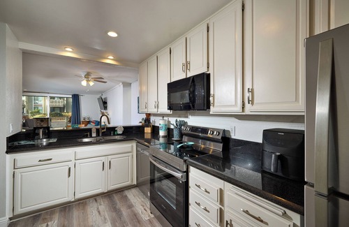 Townsite Condo | Oceanside Beach Condos