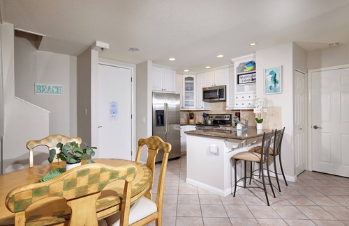 Townsite Condo | Oceanside Beach Condos
