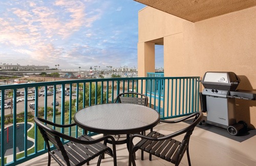 Oceanside Condo | Oceanside Beach Lovers Condo