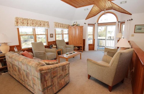 Carolina Dunes House | Oceanside, Dogs Welcome, Easy walk to the Beach, CD12, Marsh Rose Cottage