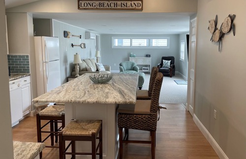 North Beach Haven House | Oceanside Duplex near BBYC