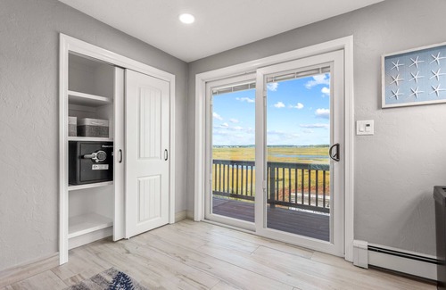 Hampton House | Oceanside Hampton Beach Property