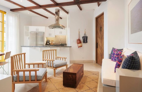 Las Catalinas Apartment | Oceanside View Close to the Beach Fully Equipped Condo