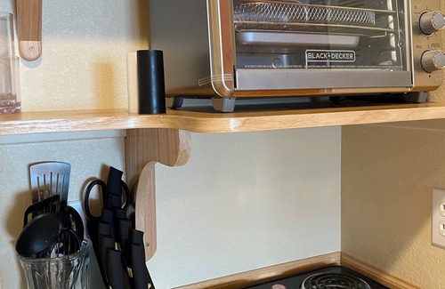 Kodiak Apartment | Oceanspray:2-bdrm apartment where you'll feel the ocean spray!