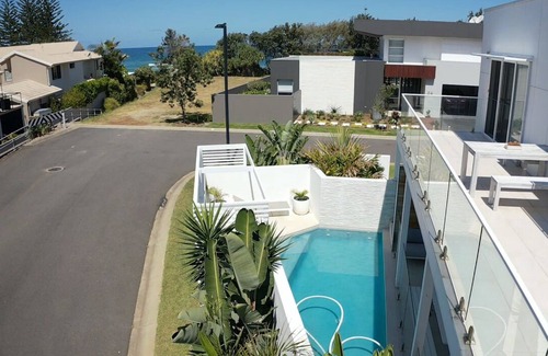 Sapphire Beach House | Oceanstay Sapphire Slice