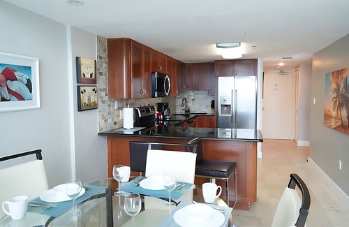 Miami Beach Apartment | OCEANVIEW 1 bedroom 2 bath TERRACE and PARKING