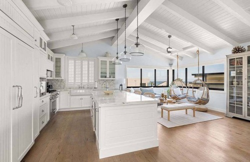 El Porto Apartment | Oceanview 2,200 SF Home | Steps to Beach | Gym