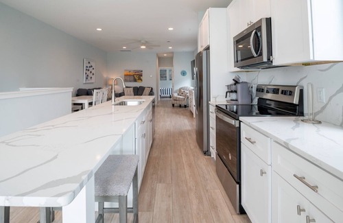 Wilmington Beach Condo | Oceanview and Pet Friendly at Tide and Seek