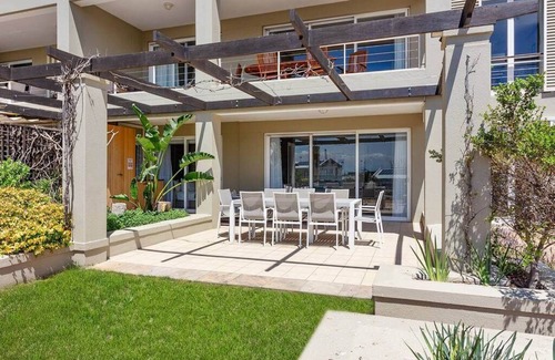 Victoria and Alfred Waterfront Villa | Oceanview Carradale 304 Villa