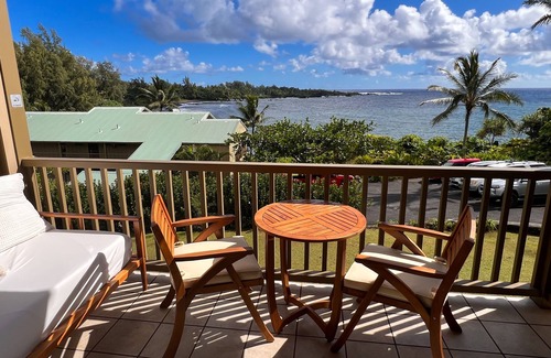 Hana Apartment | Oceanview Condo in Hana-Let the ocean lull you to sleep