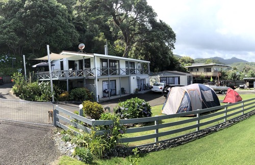 Waihau Bay Apartment | Oceanview downstairs unit at Oruaiti Beach in Waihau Bay
