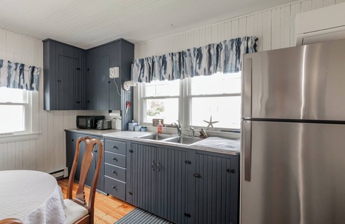 Ocean Park Cottage | Oceanview from your front steps, by Ocean Park, a block from the beach and downtown OOB