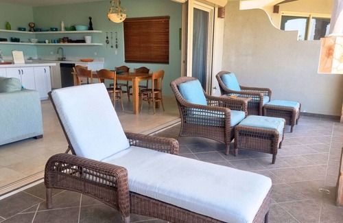 El Tezal Apartment | Oceanview Gated Condo with Pool, Gym & Terrace