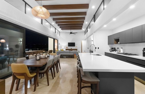 Coco House | Oceanview Getaway: Expansive Villa + Club Access