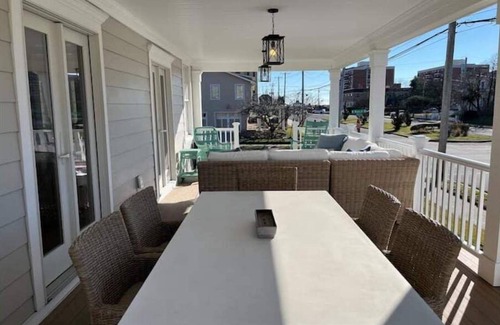 Long Beach House | Oceanview Home in Long Beach