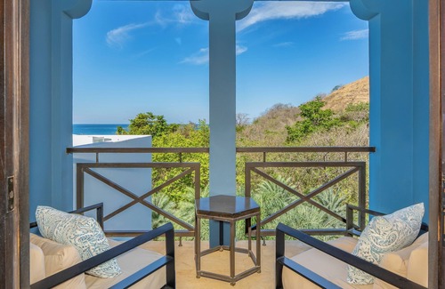 Las Catalinas House | Oceanview Home, Plunge Pool, Steps from the Beach and Restaurants