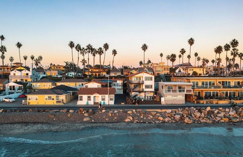 Oceanside Condo | Oceanview King Studio (207)