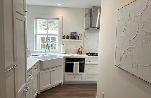 Pacific Grove Cottage | Oceanview Lover's Point Cottage