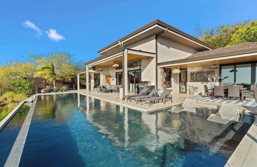 Brasilito Villa | Oceanview Luxury 4BR/4BA Infinity Pool
