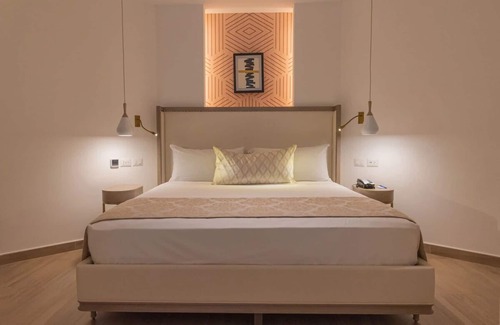 Bavaro Hotel | Oceanview Suite | 1 King + Sofa | Near Bavaro Adventure Park