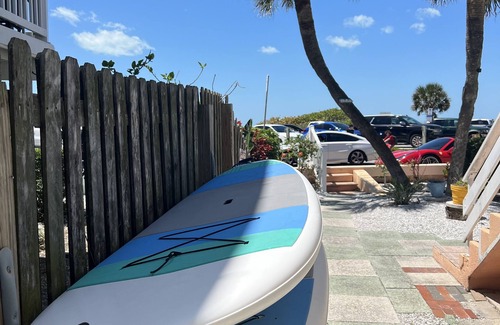 Sunset Beach Condo | Oceanview Sunset Beach, Paddle Boards, Cooler, Chairs, Umbrella, Comfy Beds etc!