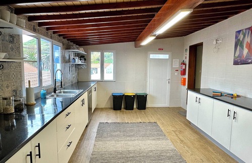Bretanha House | Oceanview Sunset Retreat