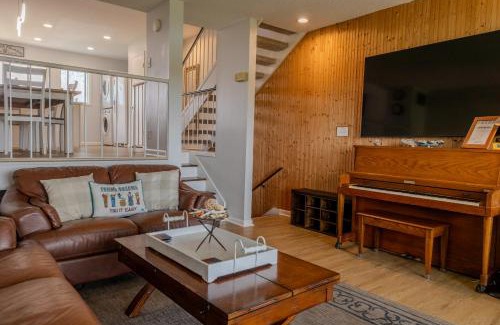 Fernandina Beach House | Oceanview Townhouse W Balcony & Pool