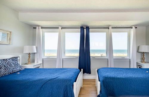 Fernandina Beach House | Oceanview Townhouse W Balcony & Pool