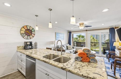 Galveston House | Oceanview Two Balconies Heated Pool Walk to beach