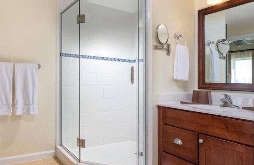 Townsite Resort | Oceonside Pier Resort by Wyndham 1bdrm