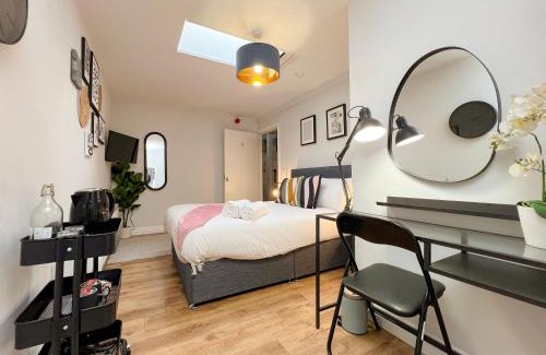 New Lodge Hotel | Ocho Homes Lux By Eight Continents, Belfast