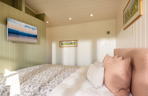 Wichenford Cabin | Ockeridge Rural Retreats