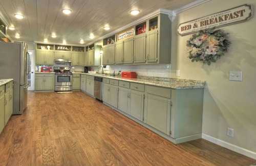 Copperhill House | Ocoee River Retreat | Water Front | Deck on Water