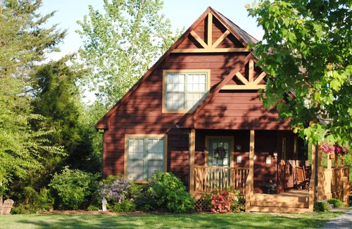 Benton Cabin | "Ocoee River's Edge"